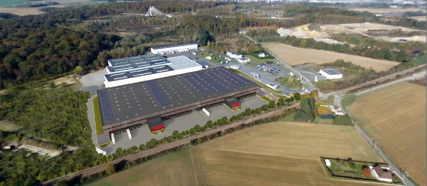 Industrial in Warluis for lease Building Photo- Image 1 of 4