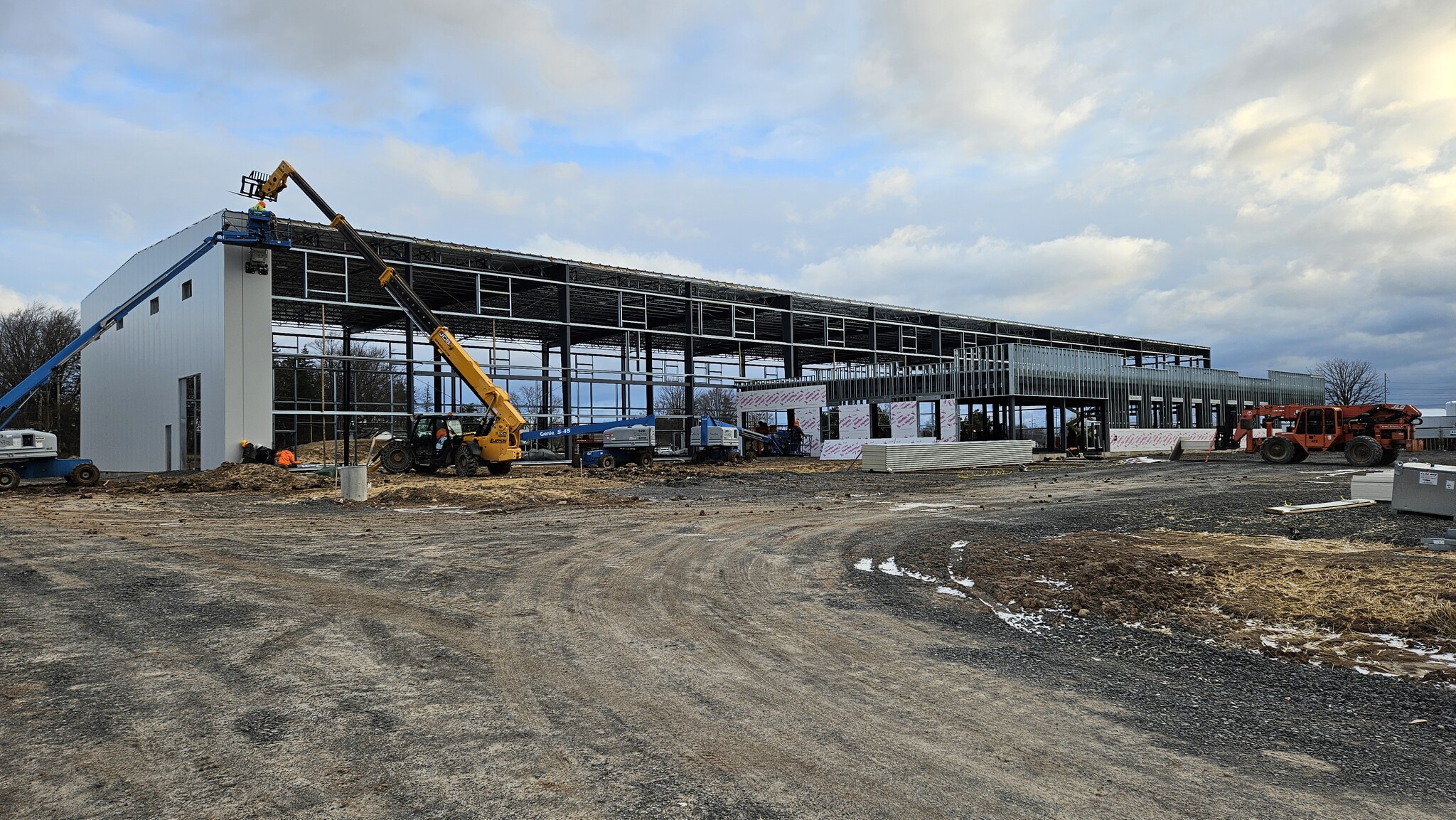 400 International Blvd, Rochester, NY for lease Interior Photo- Image 1 of 2