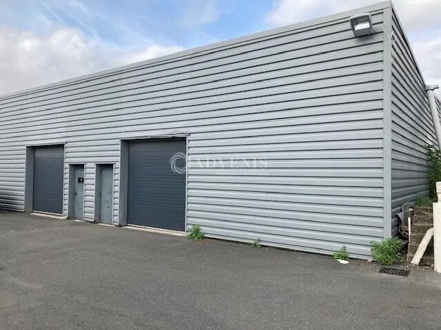 Industrial in Blois for lease - Building Photo - Image 1 of 3