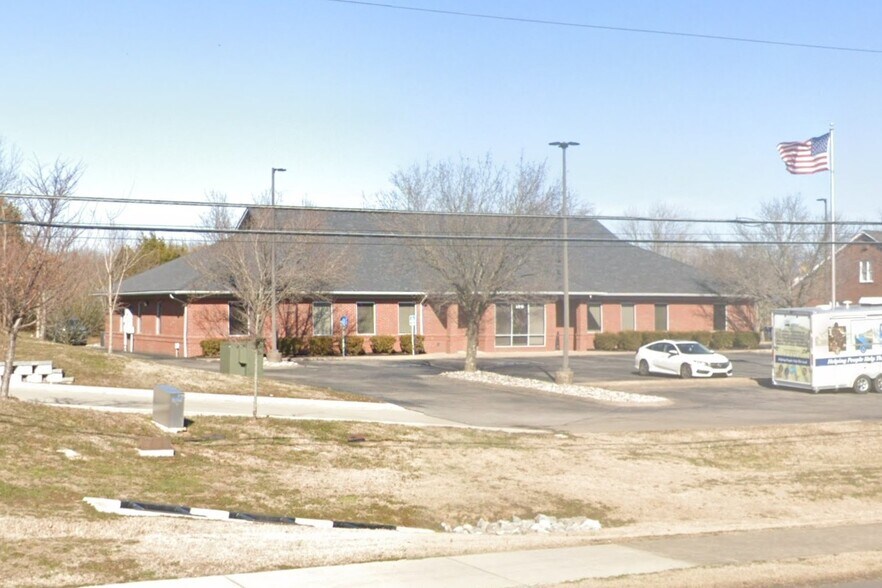 150 Albert Gallatin Ave, Gallatin, TN for sale - Building Photo - Image 1 of 1