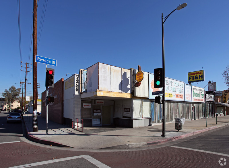 7256 Reseda Blvd, Reseda, CA for sale - Primary Photo - Image 1 of 1