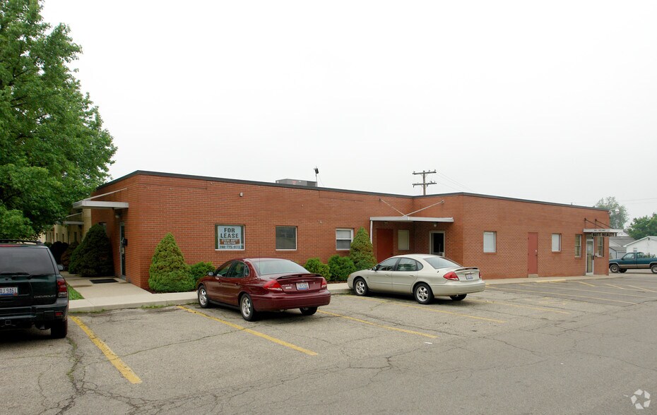 211-217 Delano Ave, Chillicothe, OH for lease - Building Photo - Image 3 of 3