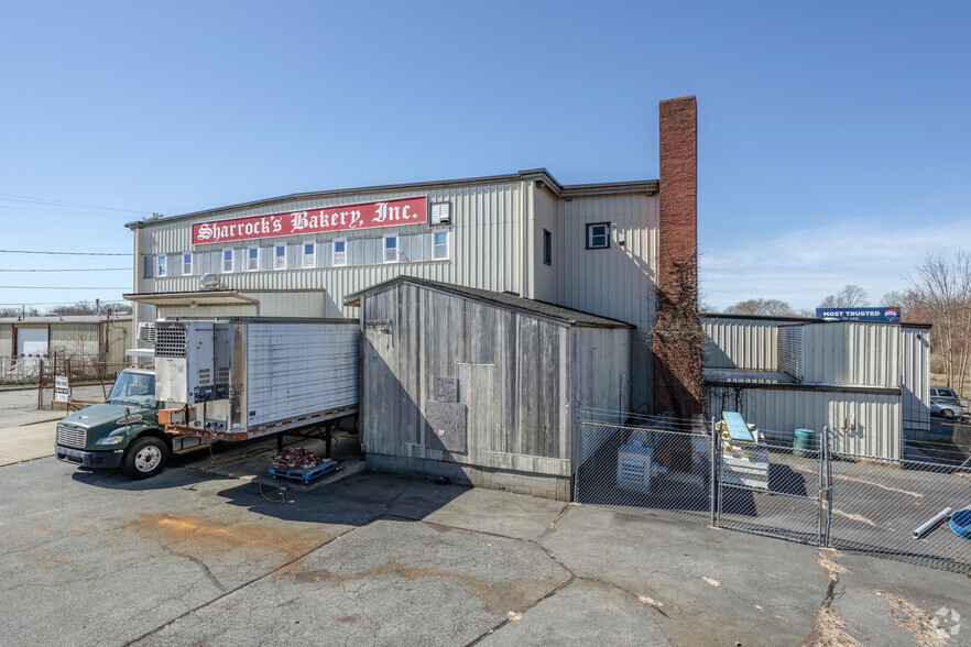 135 Potter St, New Bedford, MA for lease - Building Photo - Image 3 of 6