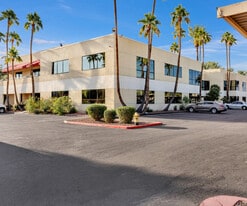 Lakeside Center - Bar