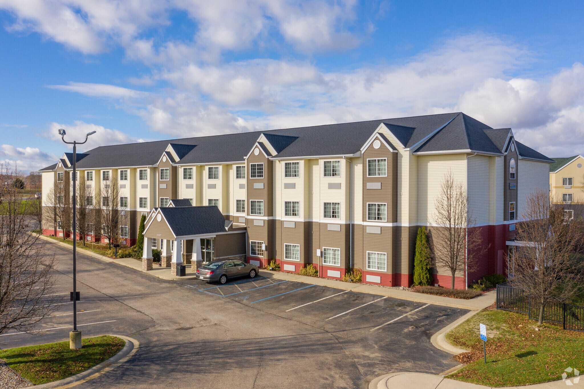 5597 S 9th St, Kalamazoo, MI for sale Primary Photo- Image 1 of 1