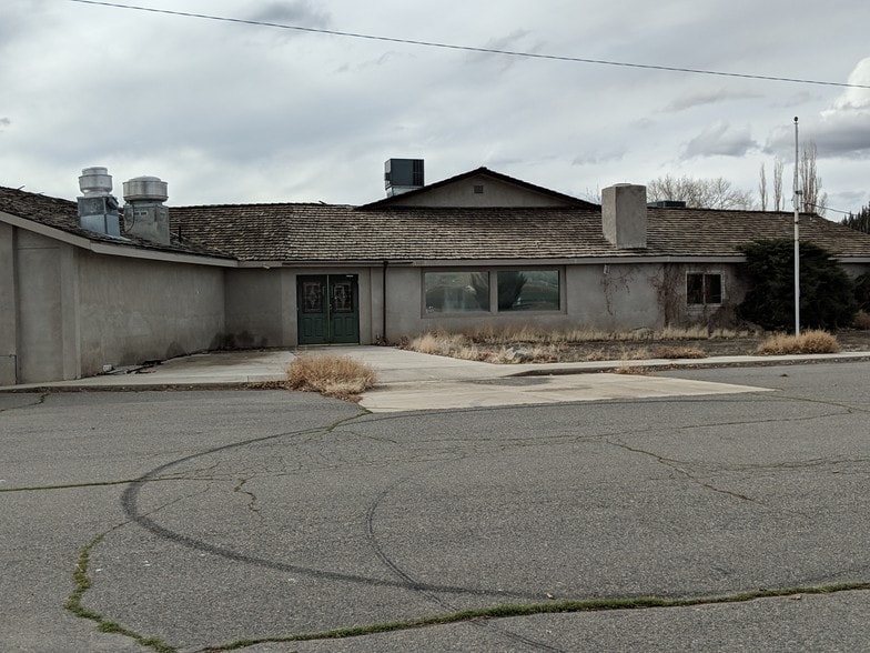 111 Highway 208, Yerington, NV for sale - Primary Photo - Image 1 of 8