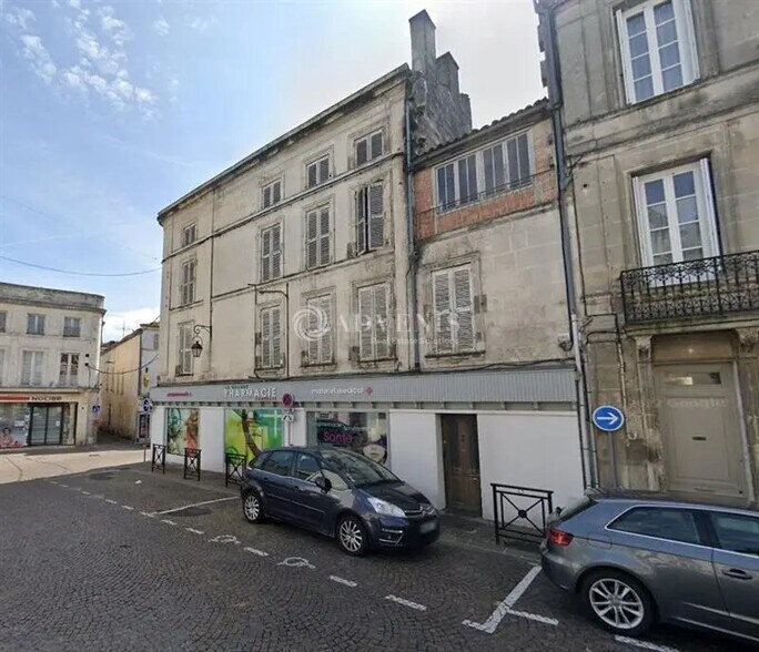 Office in Cognac for sale - Building Photo - Image 2 of 3