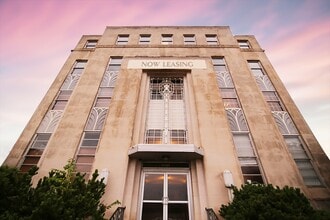 1141 N Robinson Ave, Oklahoma City, OK for lease Interior Photo- Image 2 of 9