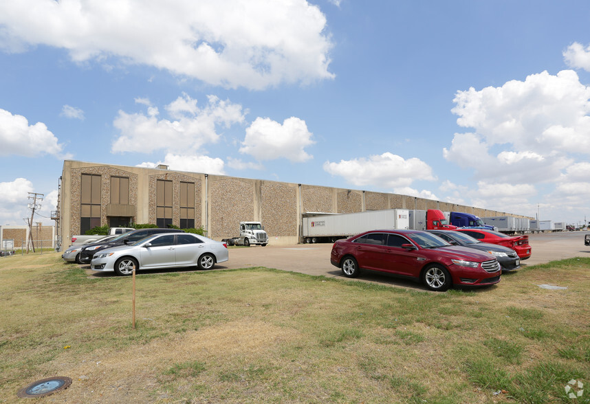 850 State Highway 161, Grand Prairie, TX for lease - Building Photo - Image 2 of 3