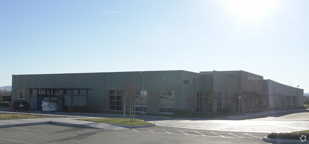 2481 Constitution Dr, Livermore, CA for sale - Building Photo - Image 2 of 13