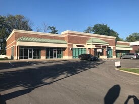 8913-8923 Veterans Memorial Pky, O'Fallon MO - Drive Through Restaurant