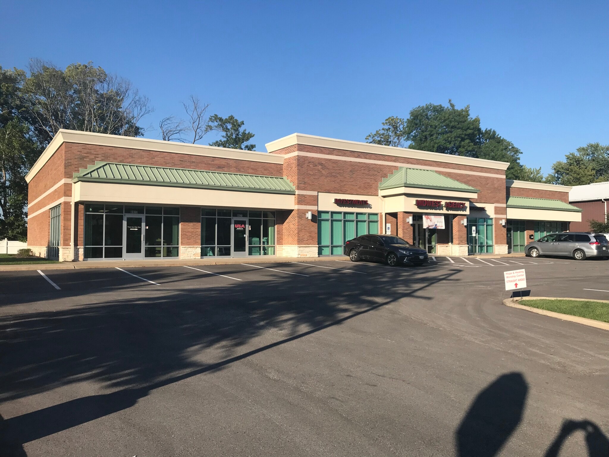 8913-8923 Veterans Memorial Pky, O'Fallon, MO for lease Building Photo- Image 1 of 15