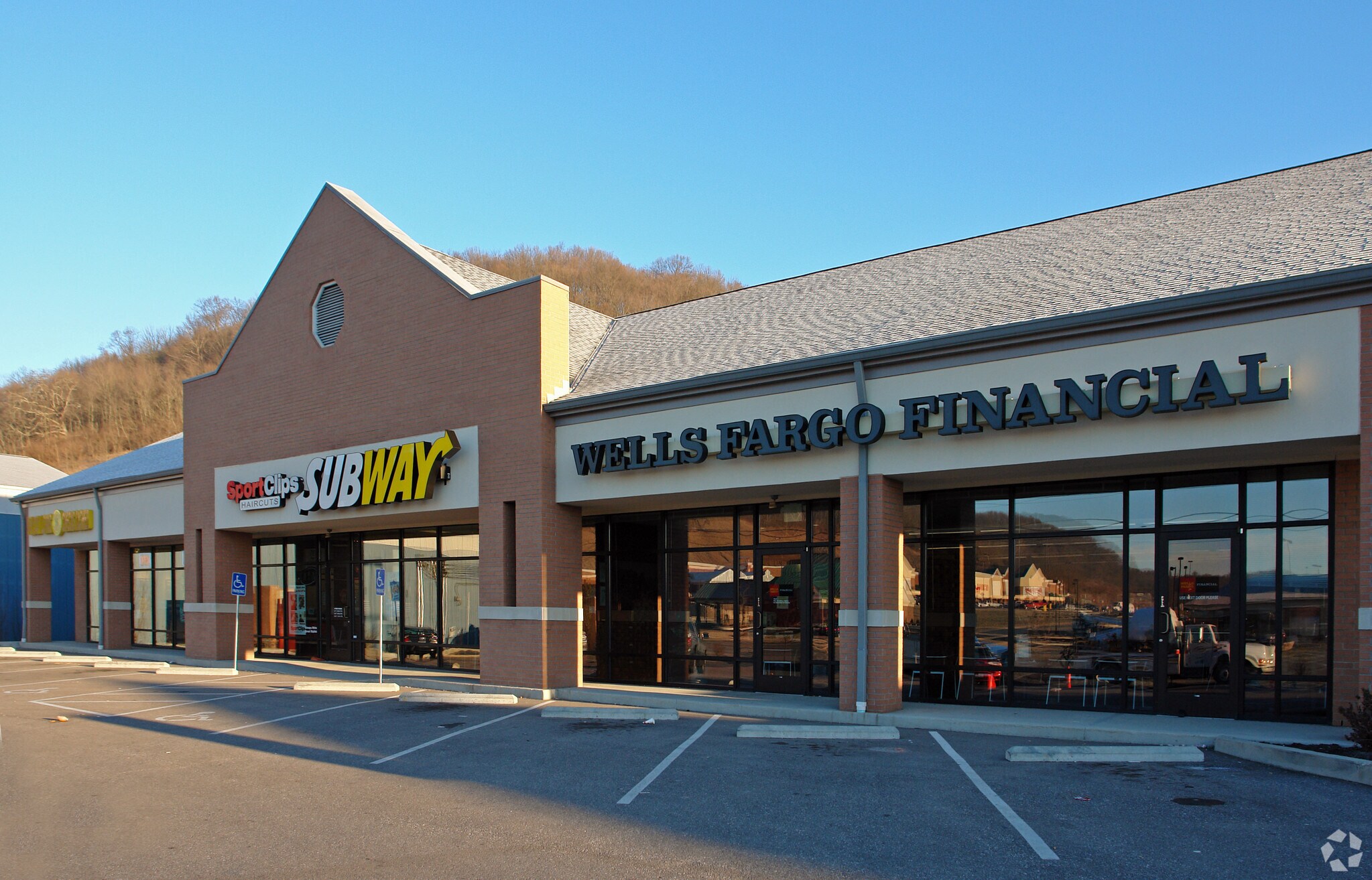 1990 Highland Pike, Ft Wright, KY for sale Building Photo- Image 1 of 1