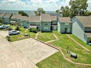 100 Edgewater Dr, Livingston, TX - AERIAL map view - Image1