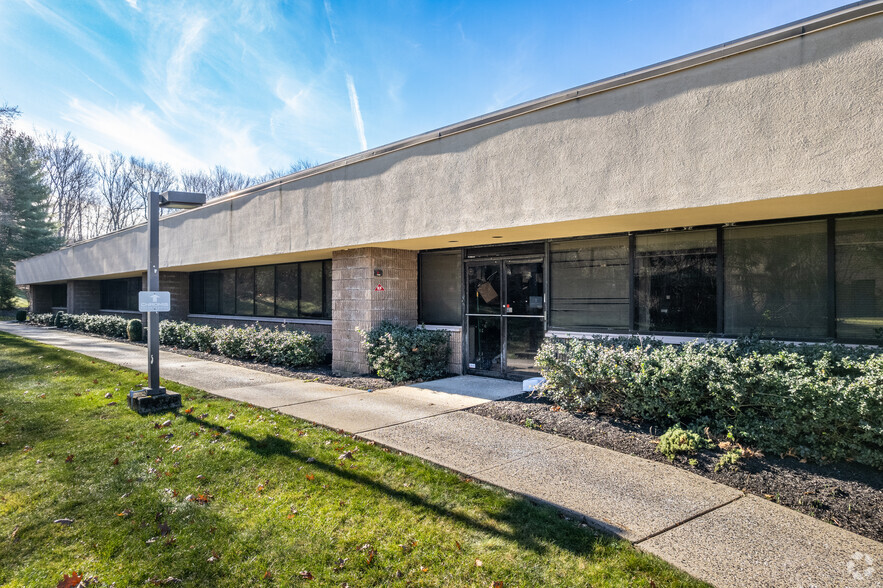 6 Powder Horn Dr, Warren, NJ for lease - Building Photo - Image 3 of 5