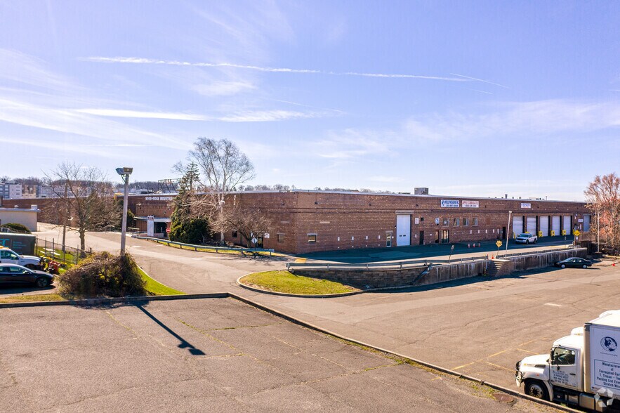 1 Passaic St, Wood Ridge, NJ, 07075 Industrial Space For Lease