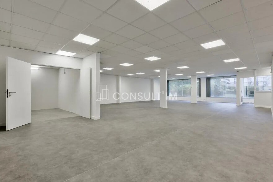 Office in Boulogne-Billancourt for lease - Building Photo - Image 2 of 7