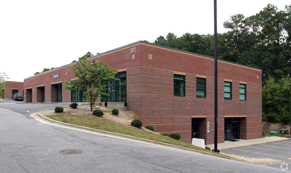 2172 N Salem St, Apex, NC for lease - Building Photo - Image 1 of 3