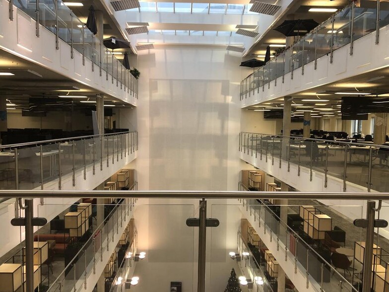 Marsh St S, Stoke On Trent for lease - Interior Photo - Image 3 of 14