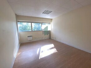 Flex in SAINT-OUEN-L'AUMONE for lease Building Photo- Image 2 of 3