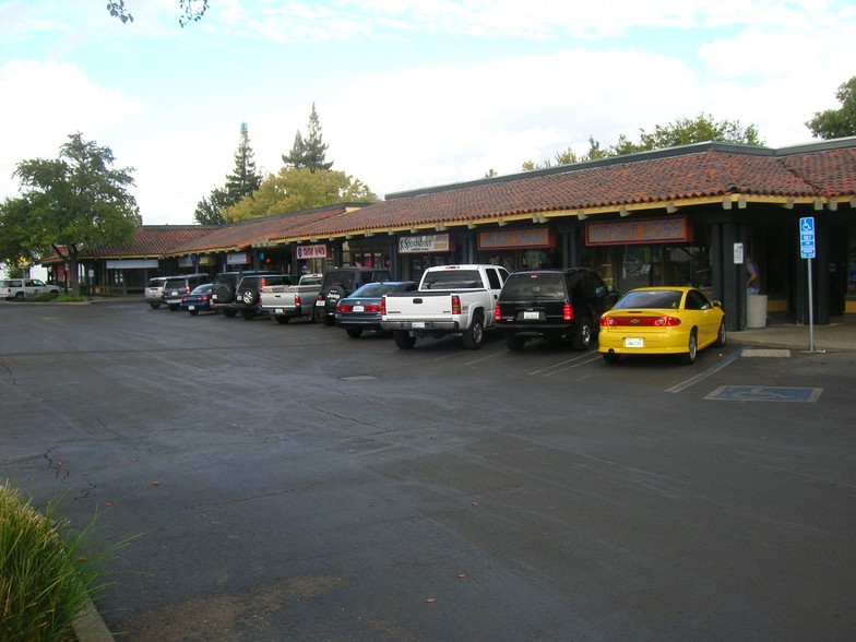 3136-3222 Jefferson St, Napa, CA for lease - Building Photo - Image 2 of 8