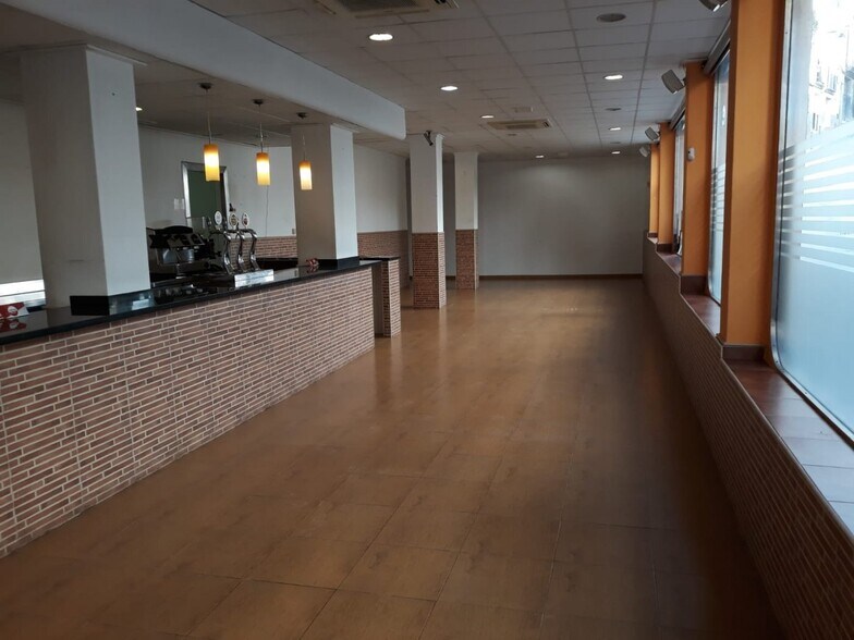 Retail in Ontinyent for sale - Building Photo - Image 3 of 4