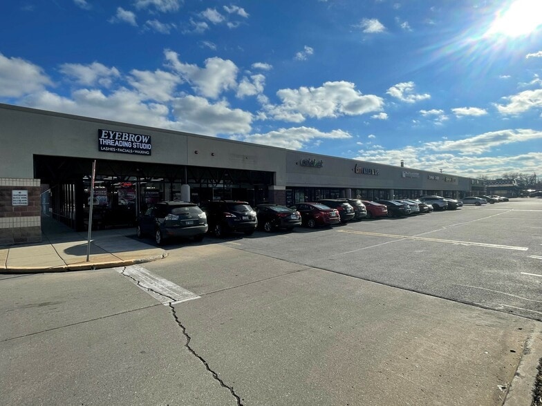 17555 S Torrence Ave, Lansing, IL for lease - Building Photo - Image 3 of 9