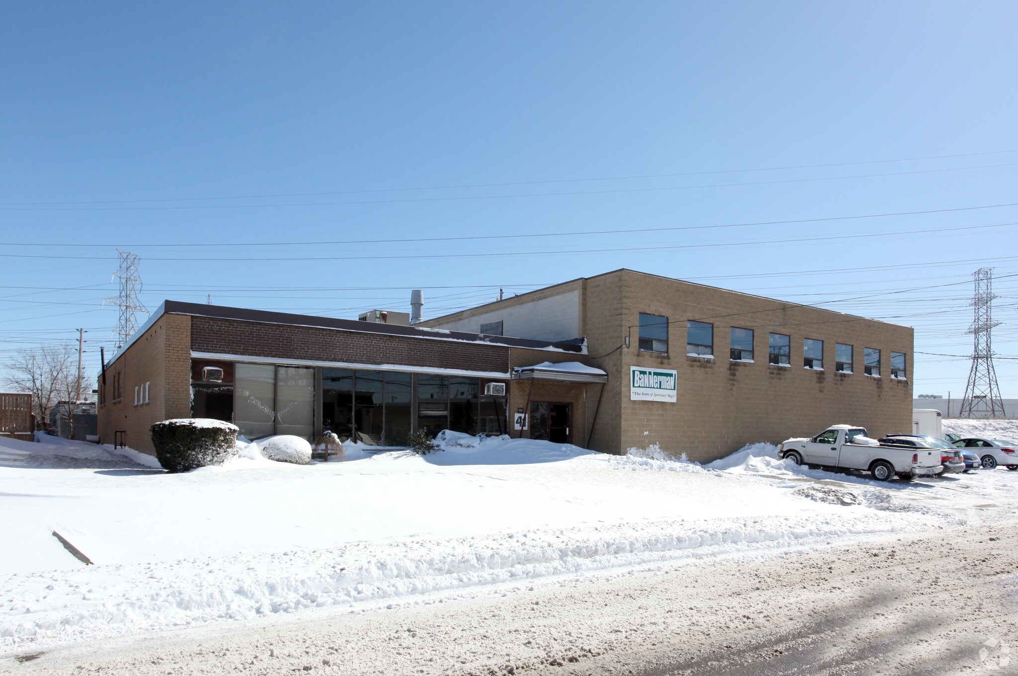 41 Kelfield St, Toronto, ON for sale Primary Photo- Image 1 of 4