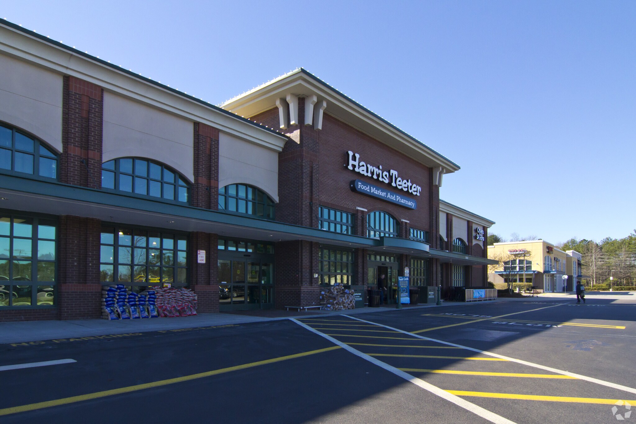 9600-9700 Falls of Neuse Rd, Raleigh, NC for lease Building Photo- Image 1 of 20