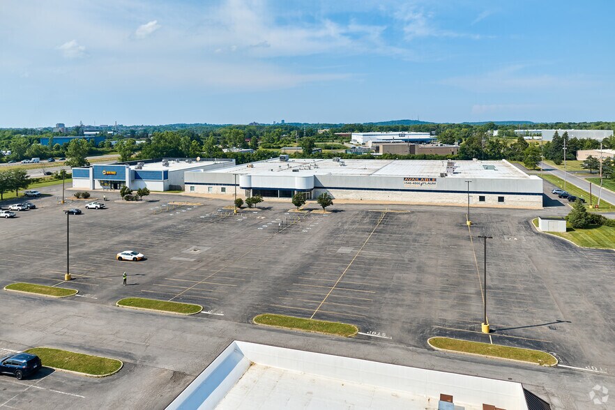 1180 Jefferson Rd, Rochester, NY for sale - Primary Photo - Image 1 of 62