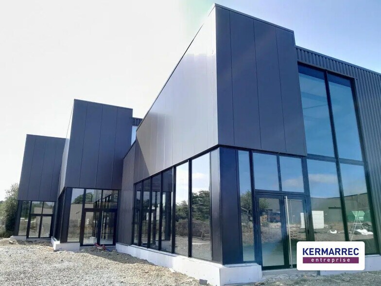 Flex in La Chapelle-des-Fougeretz for lease - Building Photo - Image 3 of 5