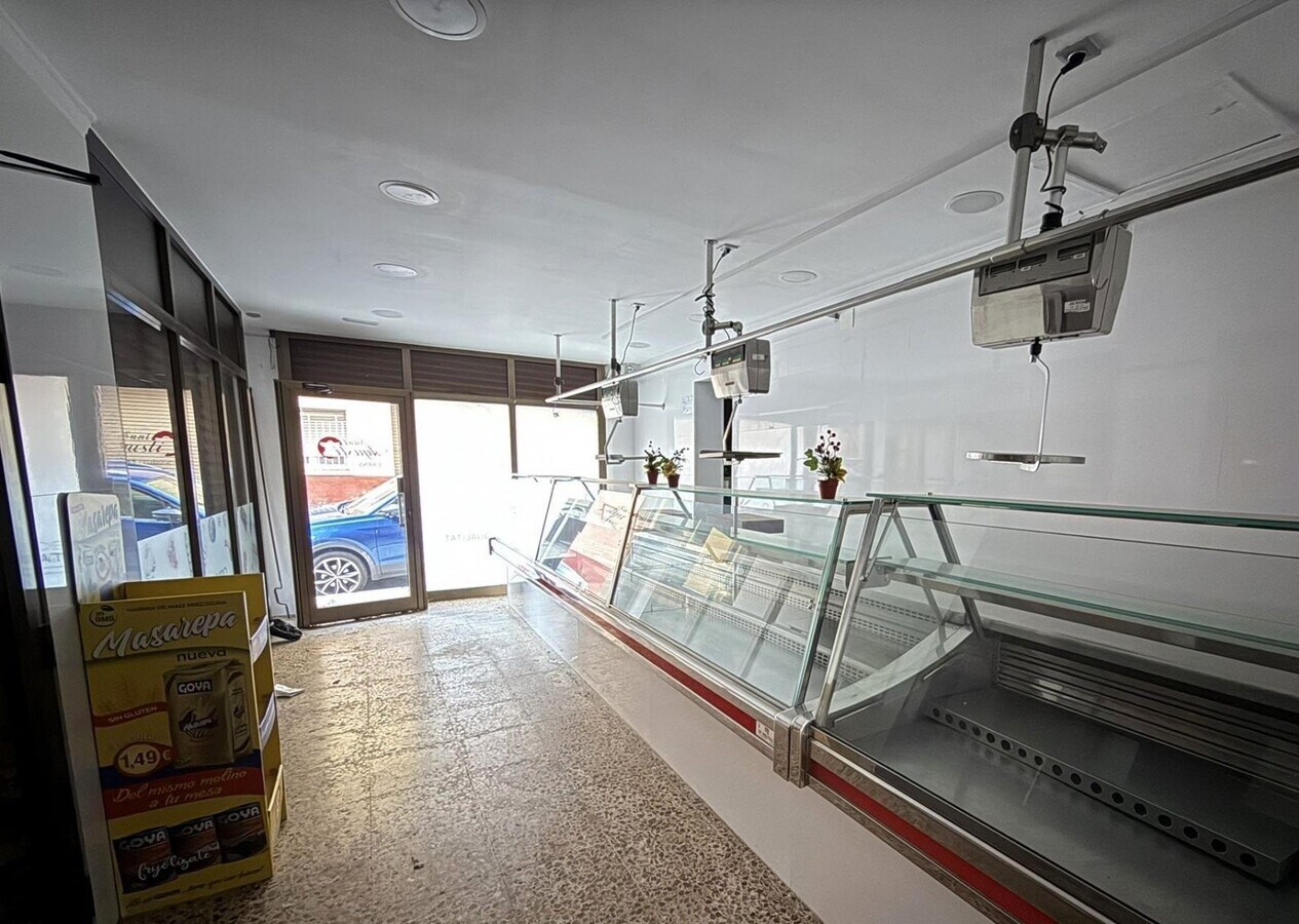 Sabadell, BAR 08205 -  -  - Interior Photo - Image 1 of 2