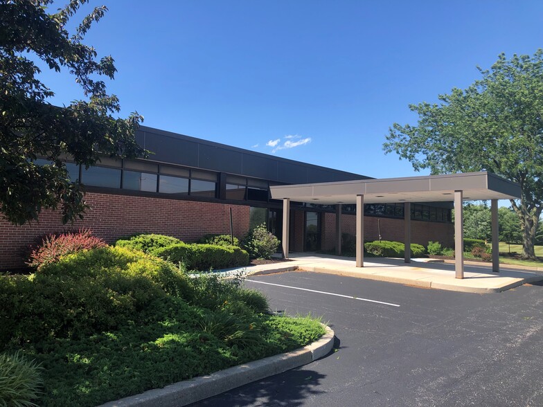 1891 Loucks Rd, York, PA for lease - Building Photo - Image 1 of 6