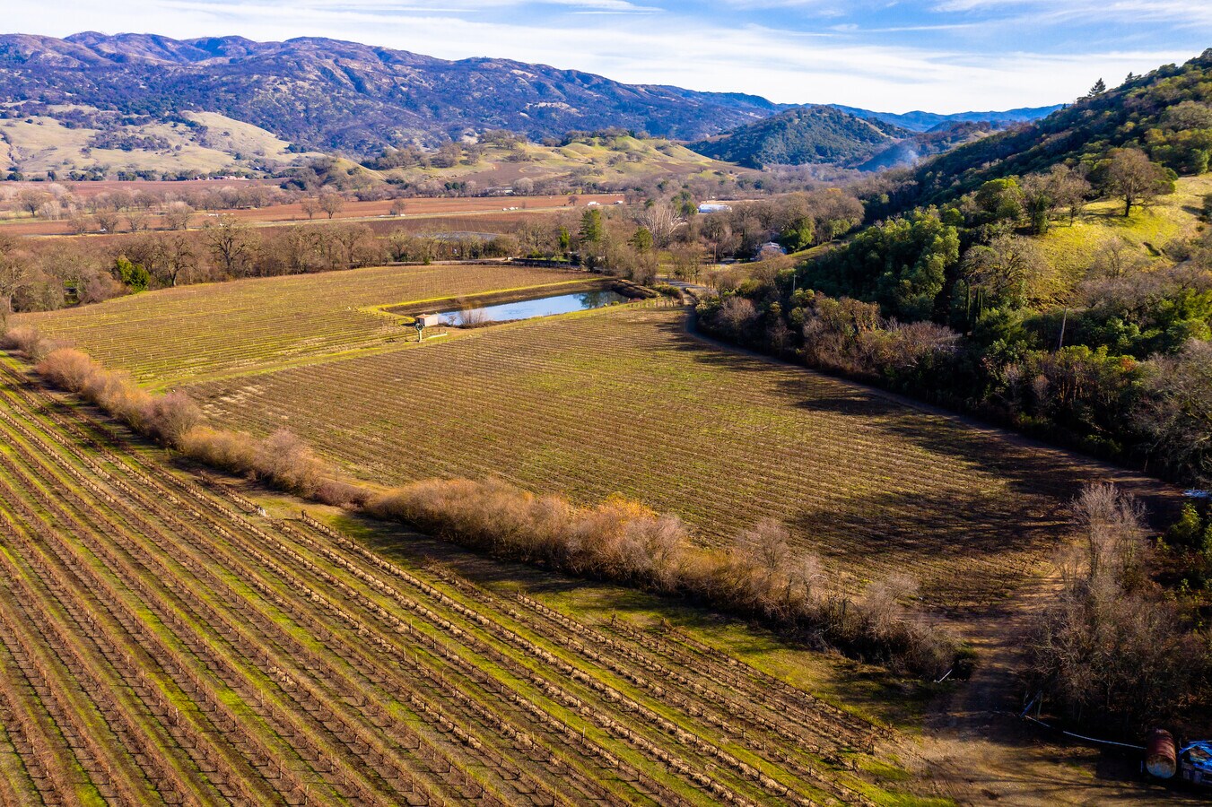 840 McNab Ranch Rd, Ukiah, CA 95482