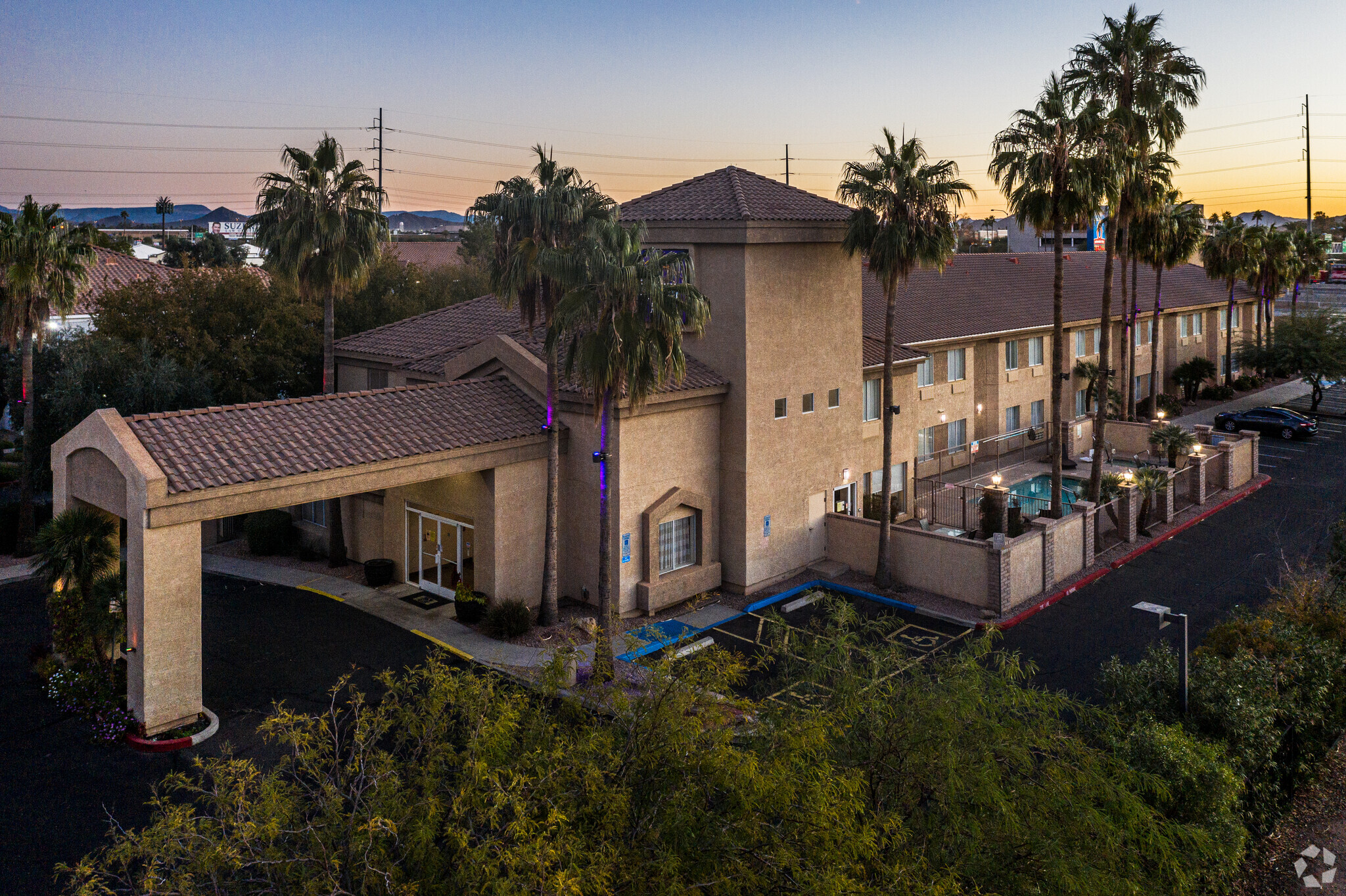 18235 N 27th Ave, Phoenix, AZ for sale Primary Photo- Image 1 of 1