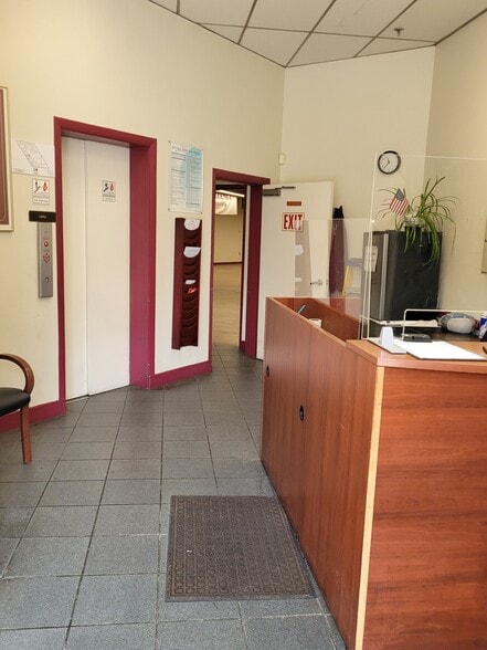 1315-1337 Windrim Ave, Philadelphia, PA for sale - Building Photo - Image 3 of 11