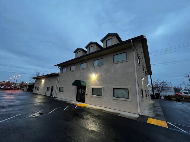 1160 Industrial St, Redding, CA for sale - Building Photo - Image 1 of 1