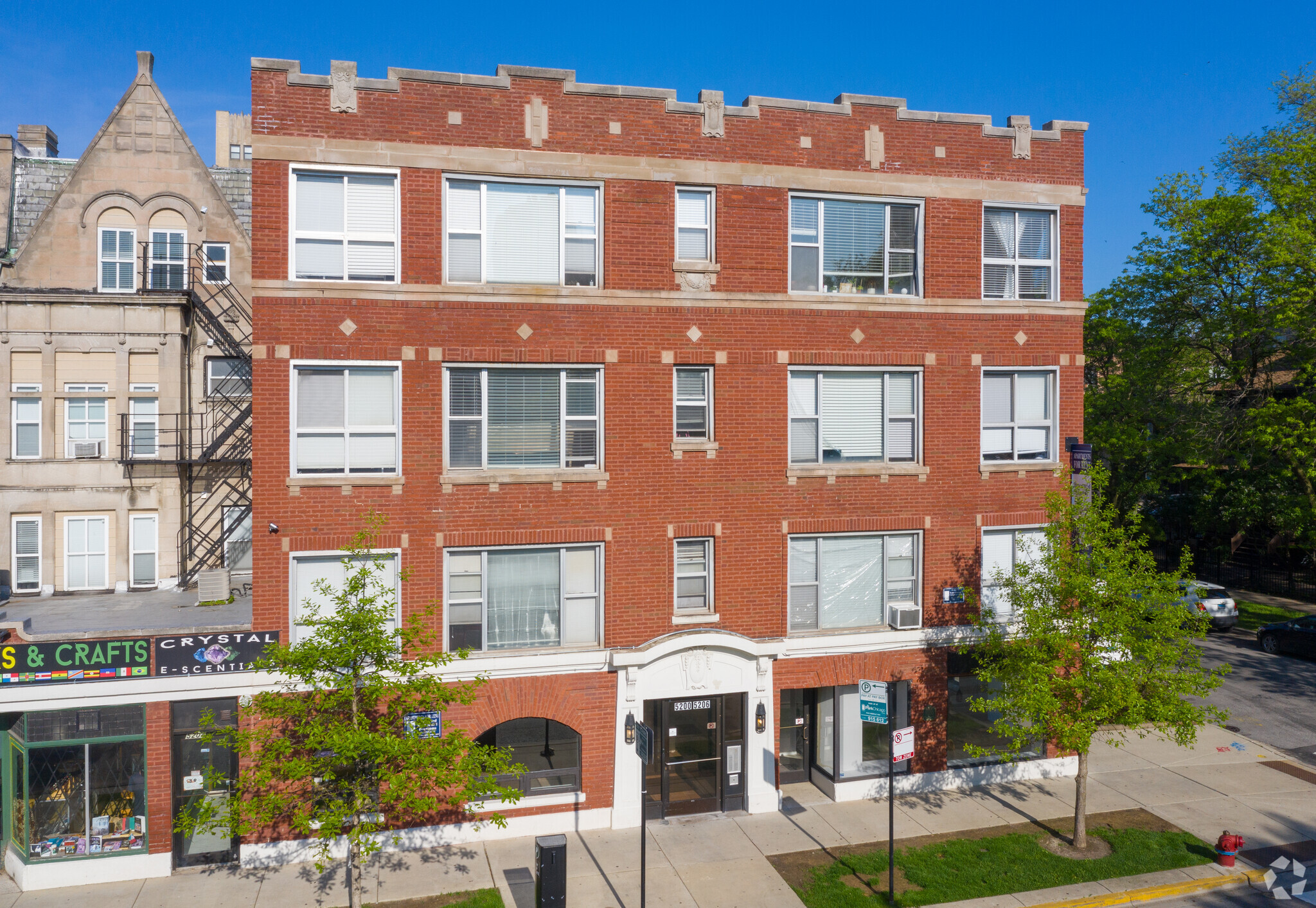 5200-5206 S Harper Ave, Chicago, IL for lease Building Photo- Image 1 of 13