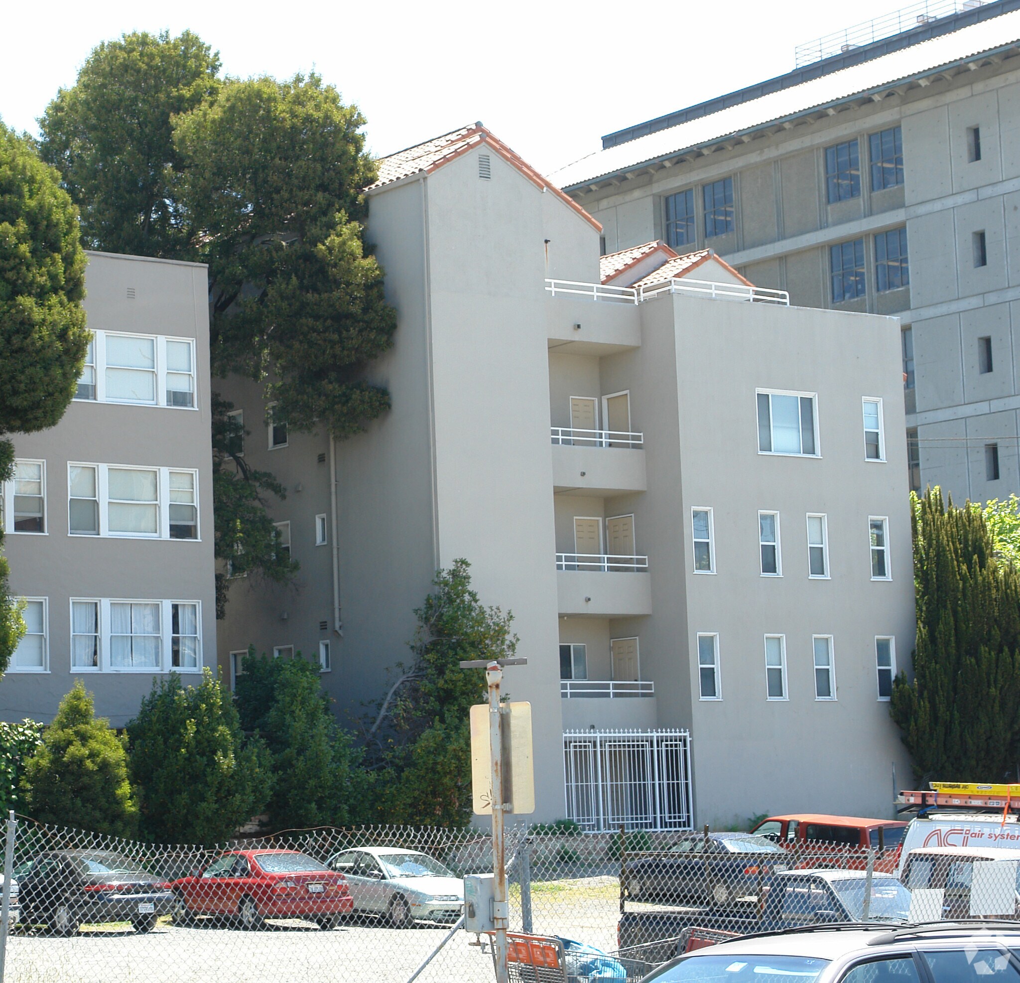 2225 Hearst Ave, Berkeley, CA 94709 Multifamily for Sale