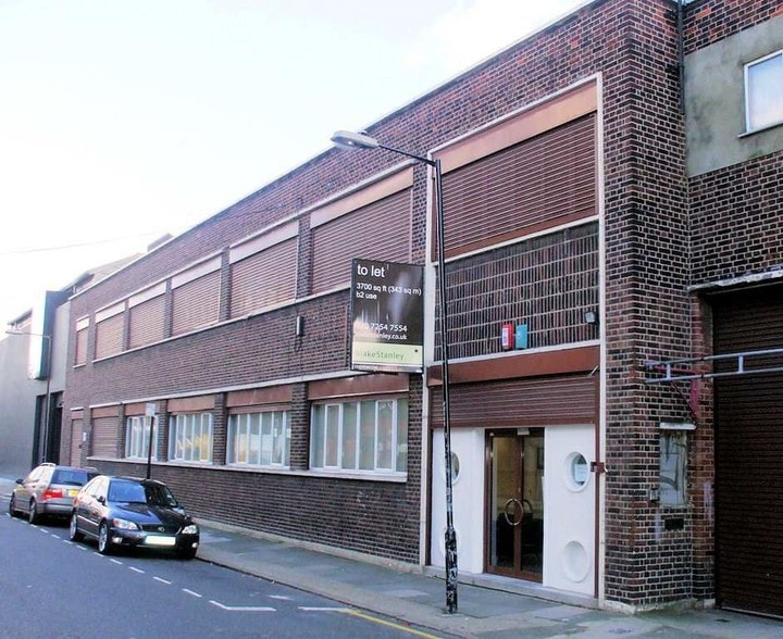 34-48 Vyner St, London for sale - Primary Photo - Image 1 of 1