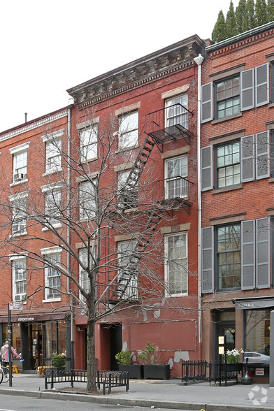 432 Hudson St, New York, NY for sale - Primary Photo - Image 1 of 5