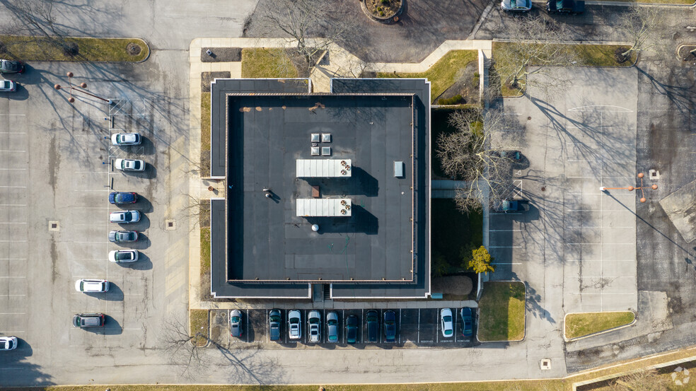 6827 N High St, Worthington, OH for lease - Aerial - Image 3 of 3