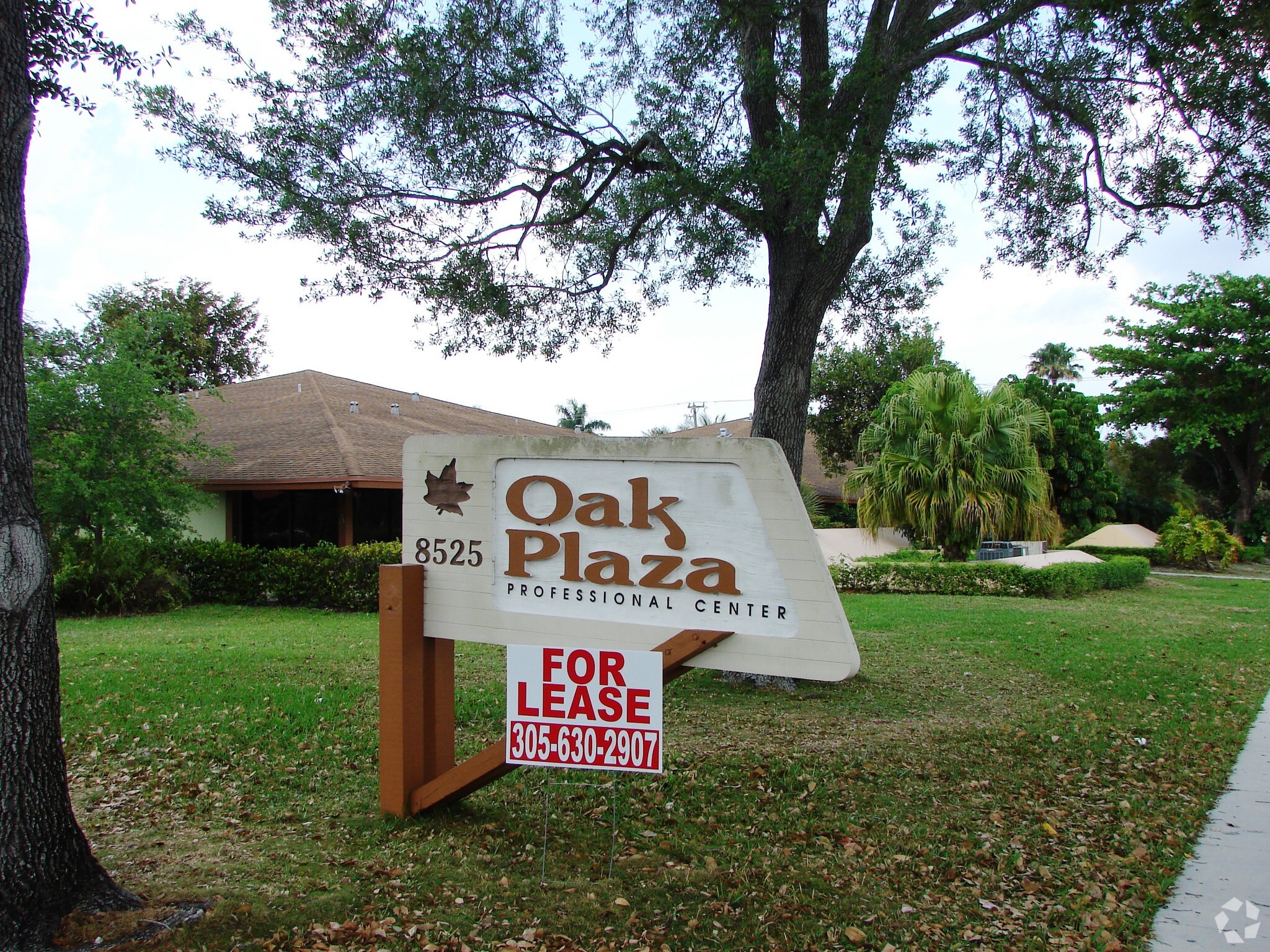 8525 SW 92nd St, Miami, FL for sale Primary Photo- Image 1 of 1