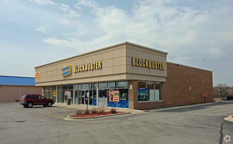 1301-1313 N Bridge St, Yorkville, IL for lease - Building Photo - Image 3 of 3