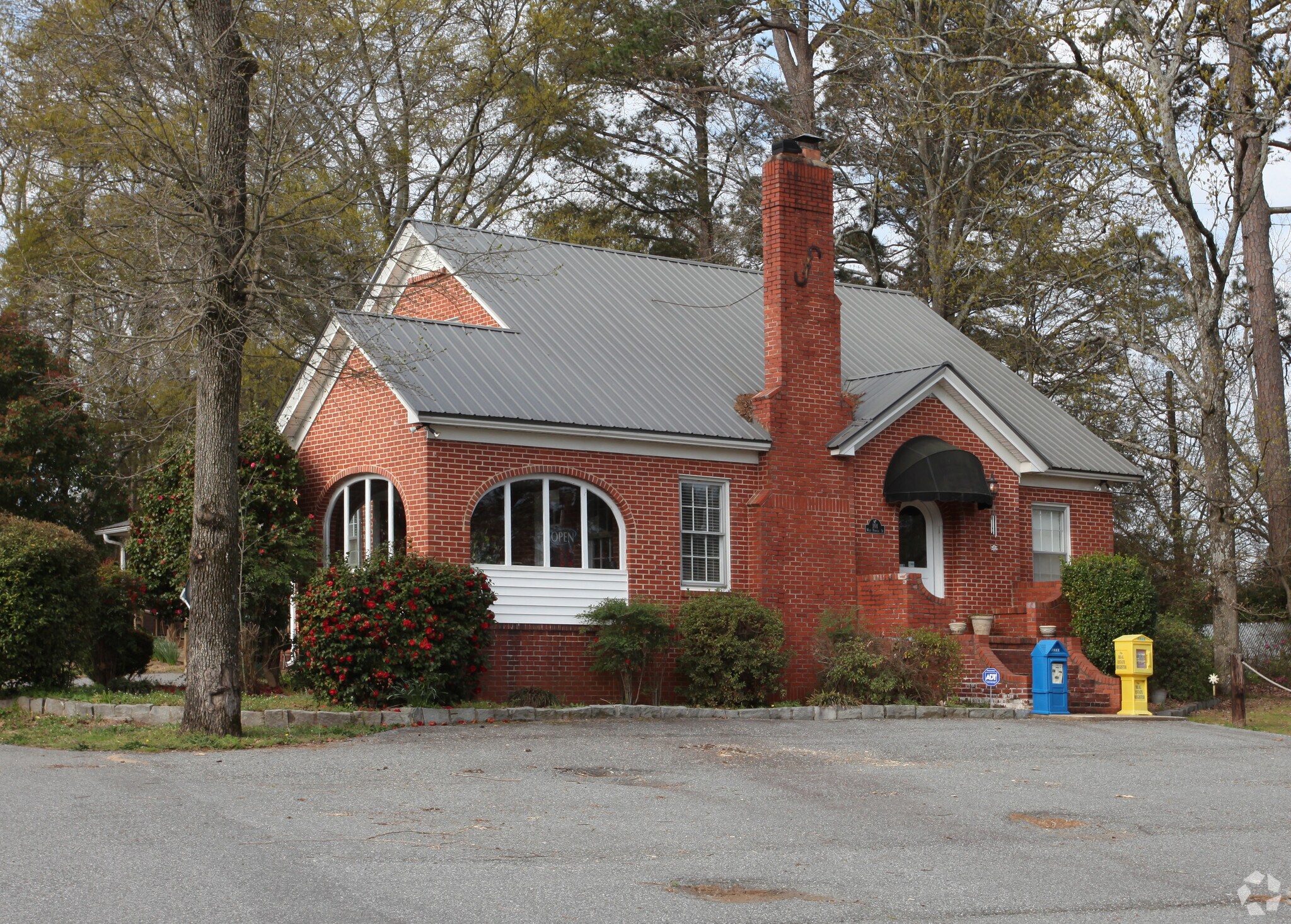 101 W Howell St, Hartwell, GA for sale Primary Photo- Image 1 of 1