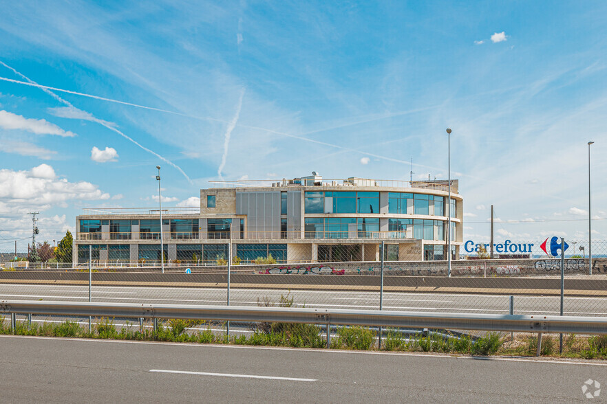 Carretera Coruña, 110, Las Rozas de Madrid, Madrid for lease - Primary Photo - Image 1 of 5