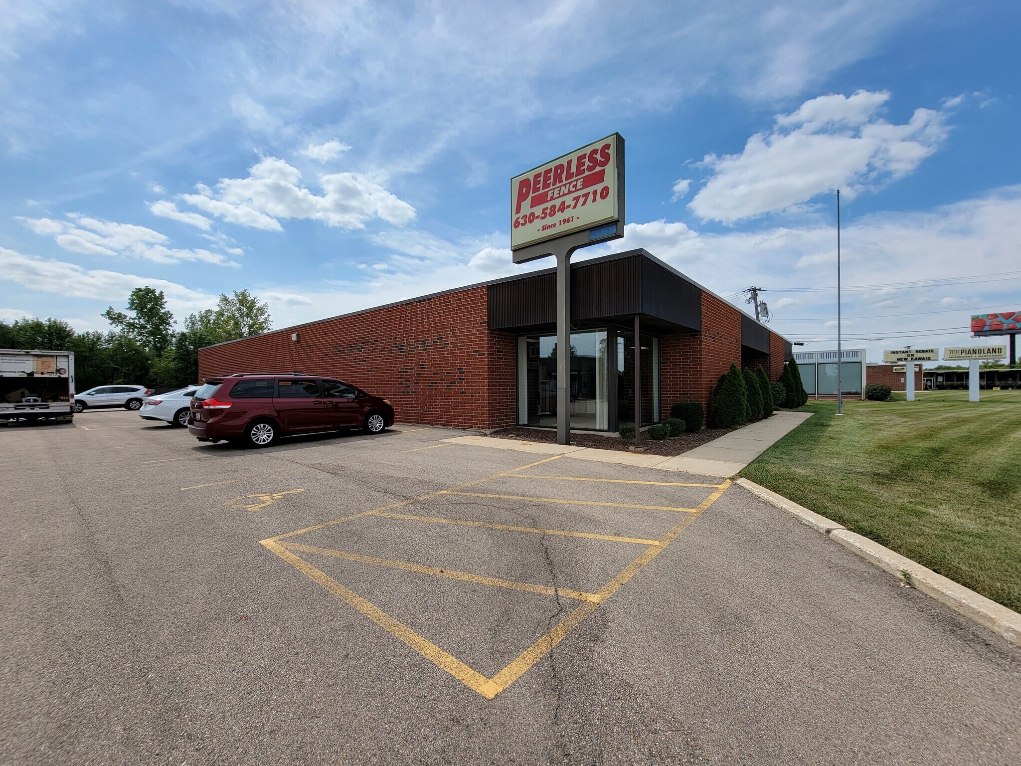 34W401 Roosevelt, Geneva, IL for sale Primary Photo- Image 1 of 13