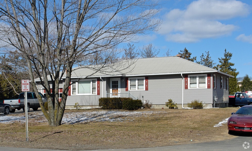 457 Rt-146, Clifton Park, NY for sale - Primary Photo - Image 1 of 1