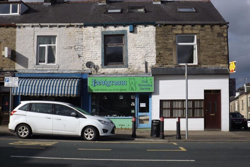 79 Keighley Rd, Colne for sale - Building Photo - Image 1 of 1