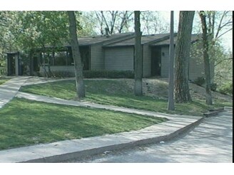 4225 Glass Rd NE, Cedar Rapids, IA for sale Primary Photo- Image 1 of 1